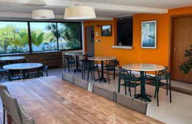 GUARAJUBA PARAÍSO DAS ÁGUAS - APT 2 quartos com AR e TV em TODOS os cômodos - Incluso Roupa de CAMA e BANHO - Filtro de Água Gelada e Maquina de Lavar dentro do APT - TOTAL CONFORTO PARA VC E SUA FAMILIA - Cond A beira da Lagoa e perto da PRAIA - Foto 30