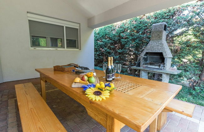 Pool Villa in Sibenik Near Lake - Photo 31