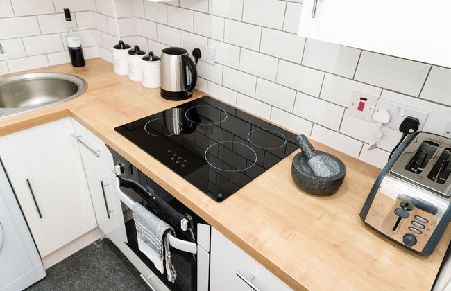 Silver City Apartments, Stylish 2 Bedroom Apartment - Photo 18