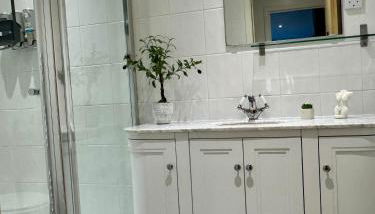 Glas Go Executive 2-Bedroom Apartment near OVO Hydro Free Parking - Foto 3