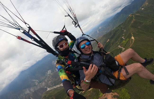 Chicamocha Canyon Paragliding Flight - Foto 7
