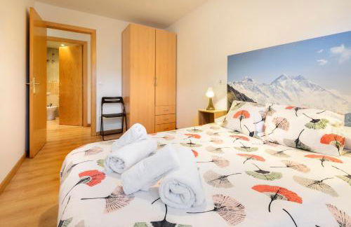 Apartamento de montaña y ESQUÍ en el Pirineo Aragonés, Villanúa - WIFI - Photo 5