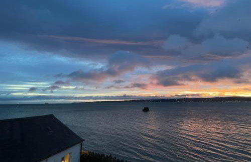 For Sea Lovers ! Coastguard Boat House right on Belfast Lough - Foto 1
