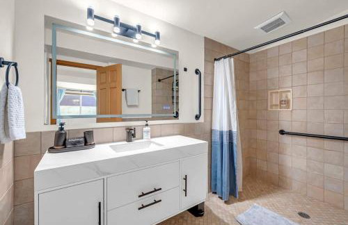 Exclusive Lakefront For 10 with Sauna Kayaks Peace - Foto 14