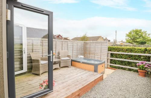 Alstroemeria - Photo 11