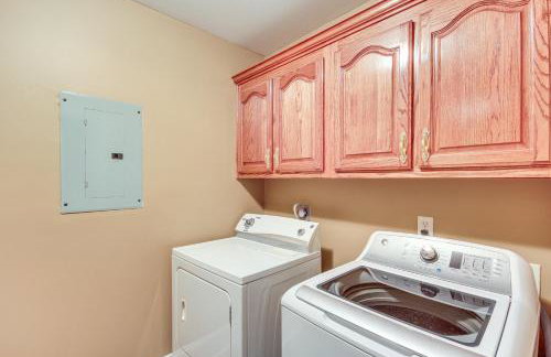 Explore Gulf Coast and Beyond! Home with Yard and Games - Foto 27