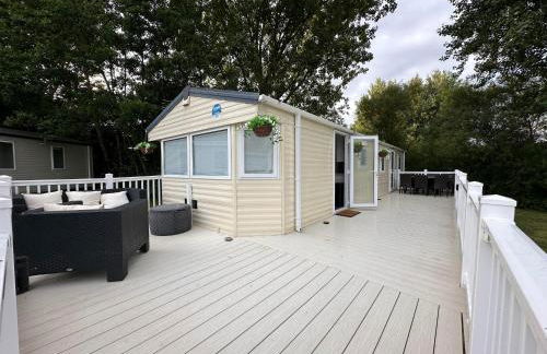 Elite Retreat Blackpool - Photo 8