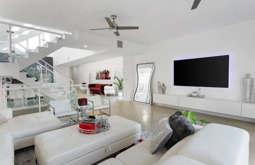 Luxury Mansion, Game Room, Pool, Rooftop, Skyline, Walk to Las Olas - Foto 12
