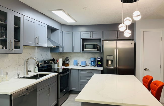 Luxurious One Bedroom Suite WindTower - Photo 6