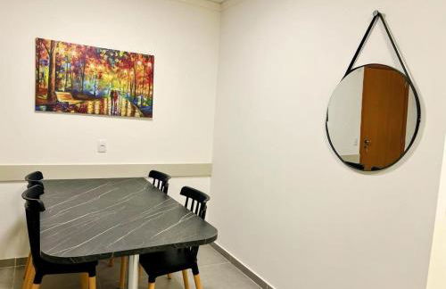 Próximo a Santa Casa - 02 quartos e garagem - Foto 1