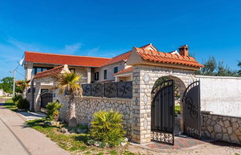 Awesome Home In Benkovac With Wifi - Foto 10