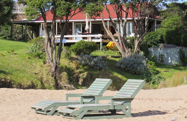 Beachfront Getaway - Foto 1