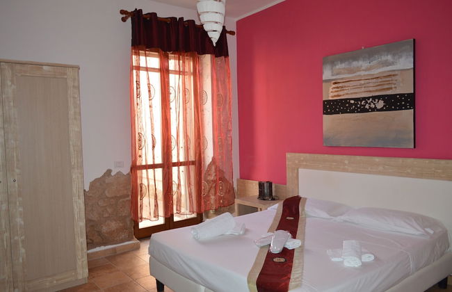 Butterfly Accommodation - Photo 17