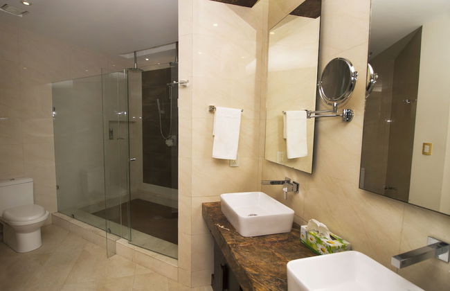 Downtown Apartment Oasis 12 - Photo 37