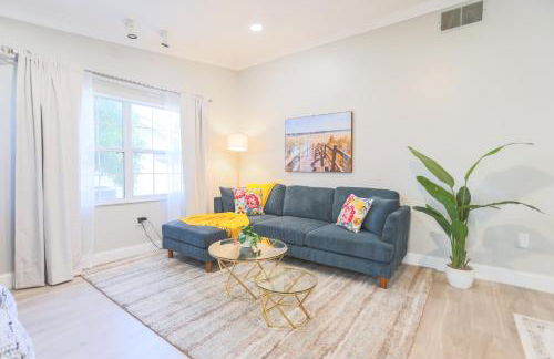 Pool Table, Minigolf, Games at Pondside FunHouse - Foto 4