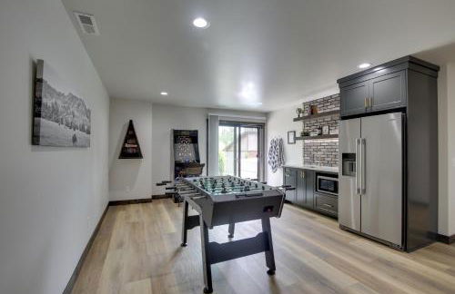 Luxurious Lead Vacation Rental with Private Hot Tub! - Foto 13