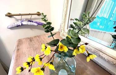 The Art Gallery Guest House - Newport Cozy 3-Bedroom Home - Foto 25