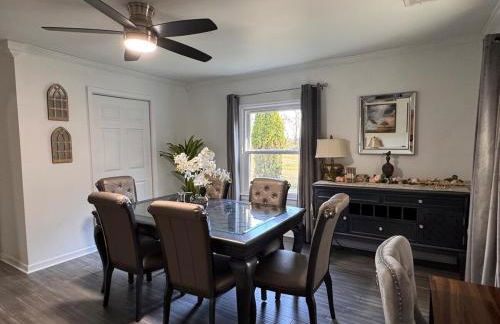 Rose Porch, Historic home on acre lot 25 min from Nashville - Photo 24