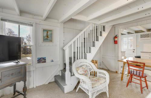 Charming Westbrook Cottage, Steps to Private Beach - Foto 6