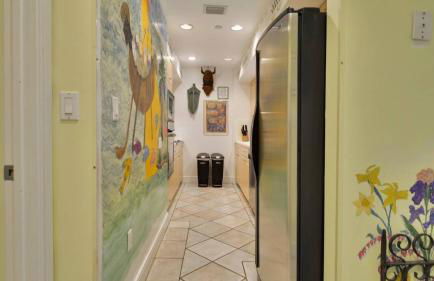 Trumans Hideaway by AvantStay Top Location w Patio BBQ Shared Pool Month Long Stays - Foto 18