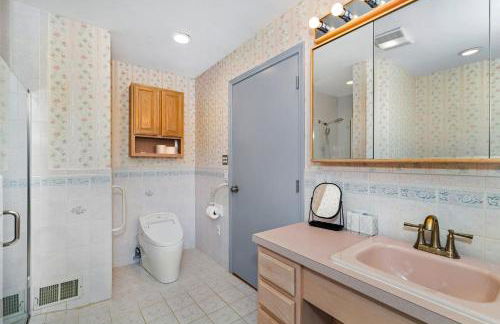 Sanctuary-5BR Home for Extended Stays & Family Comfort - Foto 26