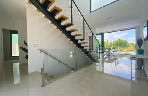 Las Colinas Golf & Country Club Residences - Foto 12