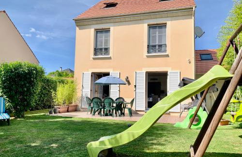 DISNEY & PARIS Happy Villa for 10 persons with Private Garden & Terrace 4 bedrooms, 3 bathrooms FIBER Wifi Netflix & free Parking - Foto 50