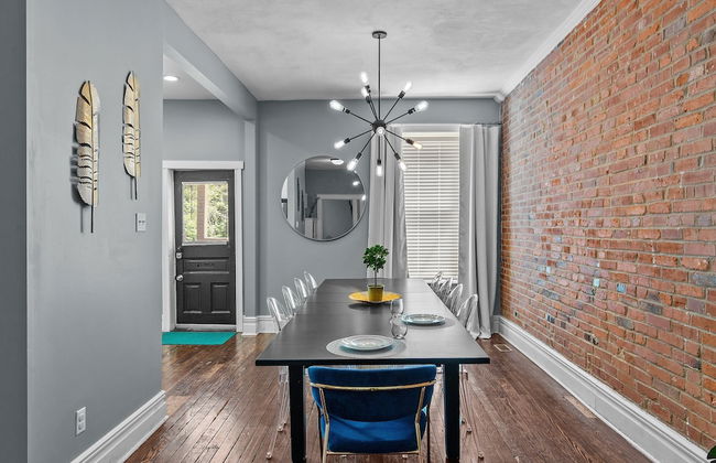 Cozy Shaw Sanctuary | JZ Vacation Rentals - Photo 24