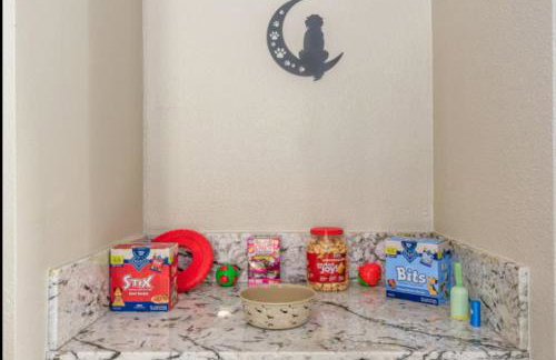 Pet-Friendly Home - Big Yard for Family Stays - Foto 4