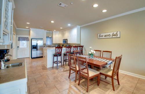 Pool and Lake Hamilton Access Hot Springs Condo! - Foto 9