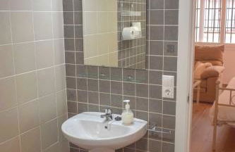 Modern Apartment in Peñaflor with Air Conditioning - 85 m² - Foto 9