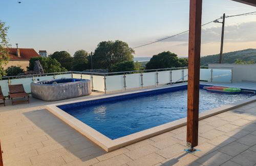 Villa Olivia - Jasenice, with swimming pool and jacuzzi - Foto 44
