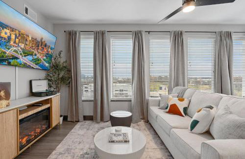 Skyline Views & PoolMins to Vanderbilt - Foto 12