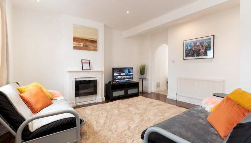 Pass the Keys 2BR House Garden Sleeps 6 Elizabeth Line - Foto 2, Other