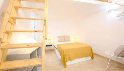 Modern 3 bedroom, city center with patio & high ceilings by 10ToSea - Foto 5