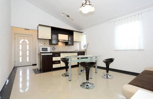 Apartmani Mlinar - Photo 1