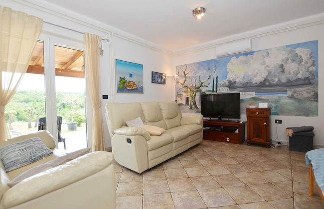 Picturesque Paradise Holiday Home With Pool - Foto 14