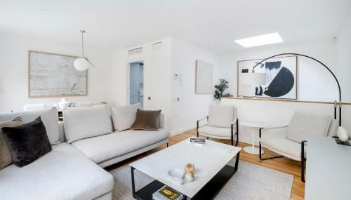 Luxury Central Mayfair Townhouse with AC 3BR 3BA - Foto 3