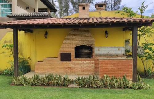 Cabo Frio, Piscina de frente pro Mar, Pé na areia - Foto 3