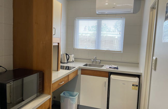 Aaron Court Motel - Photo 5