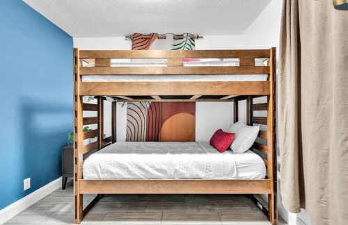 Prized by Florida |Private Pool and HotTub Oasis| - Foto 34