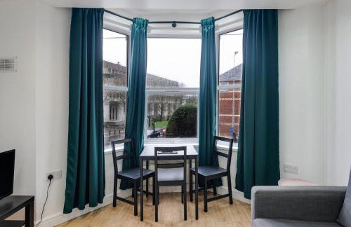 Relax in a modern Cardiff home by the City Centre & Bute Park - Foto 15