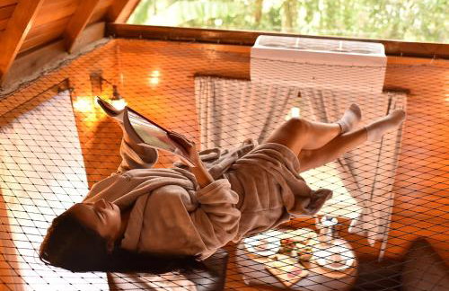 Casa na árvore com banheira, piscina, trilha, cavalo - Foto 2