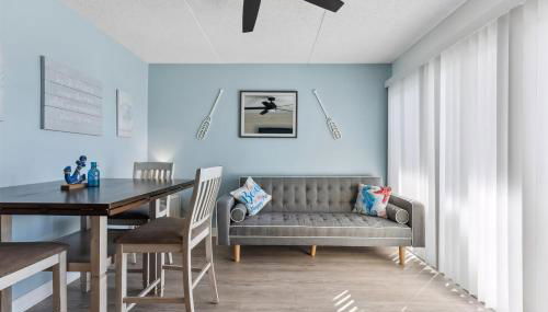 301 Ocean Ave, Unit 202 - The Harbor Light - Foto 2