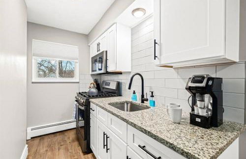 Luxury King Suite - Newly Renovated in Mt. Clemens - Foto 16