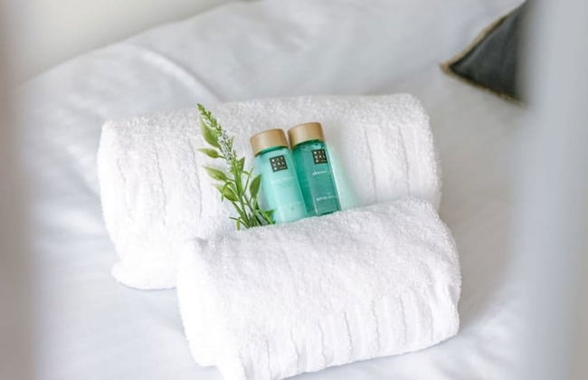 Modern Apartment in Centre With Parking - Foto 10