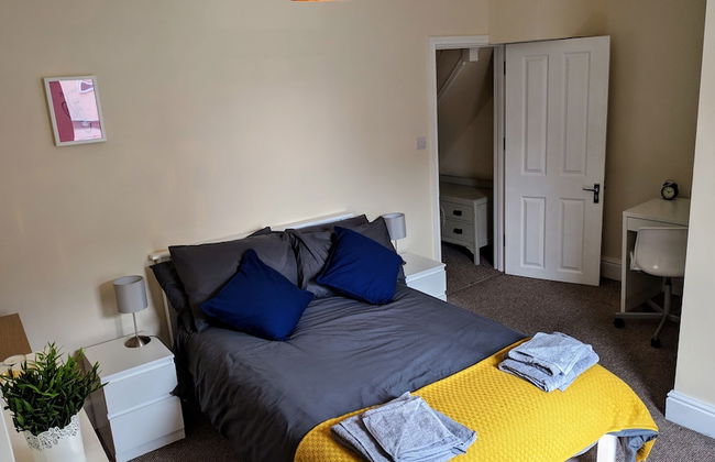 Pavilion House - Photo 6