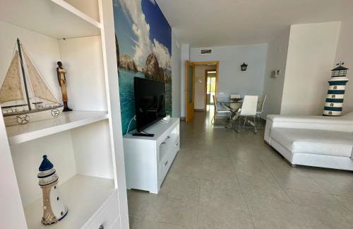 NEW! Apartamento con 2 piscinas, parque infantil, a 1 min de la playa - Foto 25