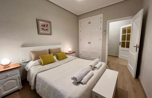 Apartamento Castilla 30 - Parking Publico Gratuito - Foto 4