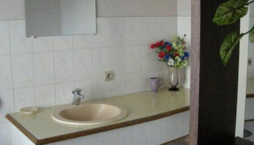 Maison rustique avec salle de jeux, jardin, 5 chambres près du Zoo de Beauval - FR-1-591-34 - Photo 2